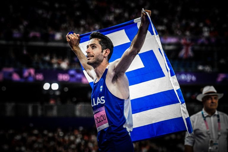 Ολυμπιακοί Αγώνες: Ο «θεός» του μήκους Μίλτος Τεντόγλου έγραψε ιστορία με το δεύτερο σερί χρυσό μετάλλιο