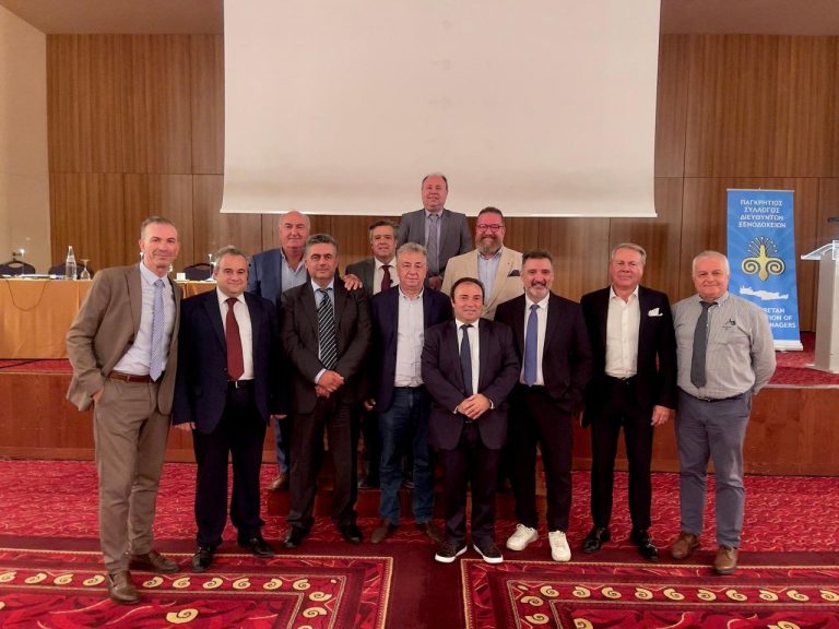 Στ. Αρναουτάκης: «Ο τουρισμός στην Κρήτη στηρίζεται στα στελέχη και  τους εργαζόμενους του»
