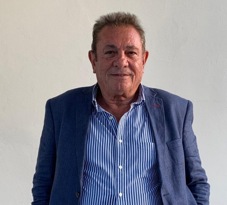 «Επιμελητήριο για όλους» Κατέθεσε ψηφοδέλτιο ο Βασίλης Βερτούδος