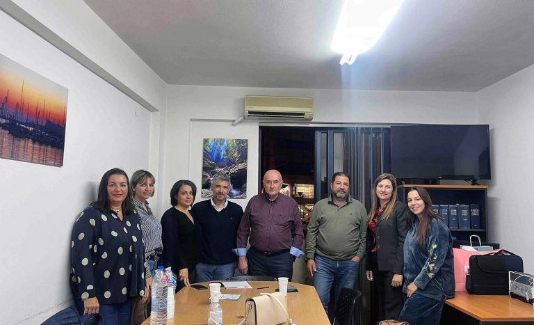 Συνάντηση του υποψήφιου προέδρου επιμελητηρίου Ηρακλείου κ. Κουμαντάκη Εμμανουήλ με εκπροσώπους του Αναπτυξιακού Συλλόγου Γυναικών επιχειρηματιών Κρήτης.