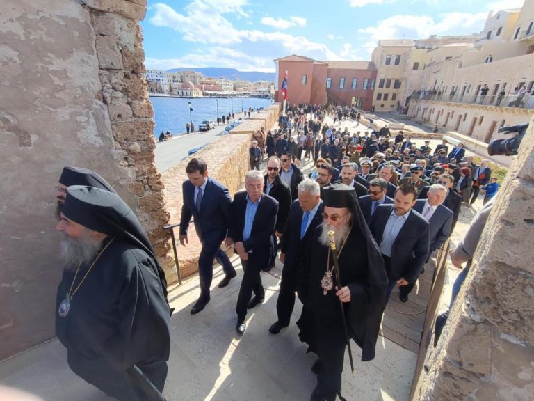 Με λαμπρότητα στα Χανιά ο εορτασμός της  111ης επετείου της Ένωσης της Κρήτης με την Ελλάδα