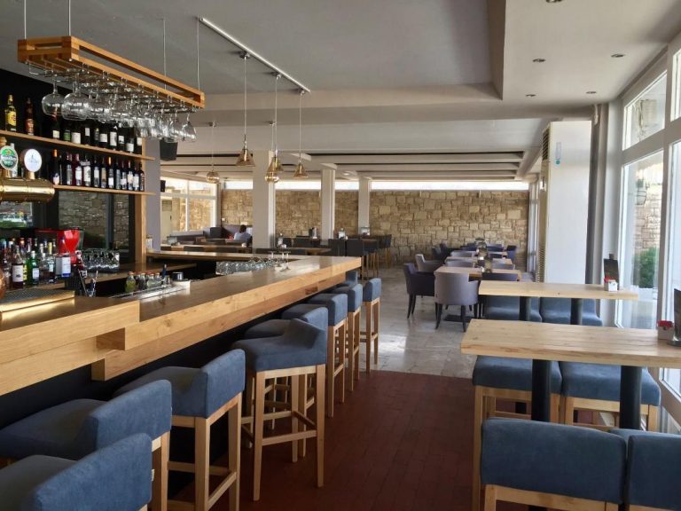 «Μουσικές του κόσμου»  στο Café – Restaurant «Marina» τη Δευτέρα 30 Δεκεμβρίου στις 21:00