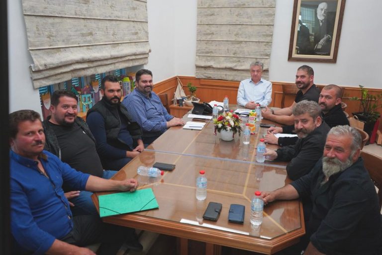 Συνάντηση Περιφερειάρχη με Κτηνοτροφικό Σύλλογο Ηρακλείου
