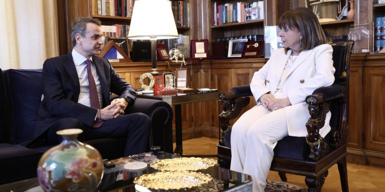 Η πρώτη συνάντηση Μητσοτάκη-Σακελλαροπούλου μετά την ανακοίνωση Τασούλα