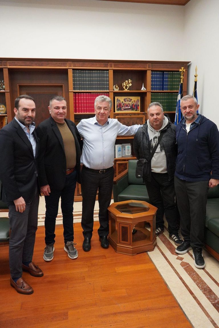 Συνάντηση Περιφερειάρχη Κρήτης με το προεδρείο του Γ.Σ. Εργοτέλη