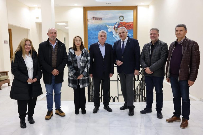Στον Περιφερειάρχη Κρήτης η νέα Διοικητική Επιτροπή  του Επιμελητηρίου Ηρακλείου   