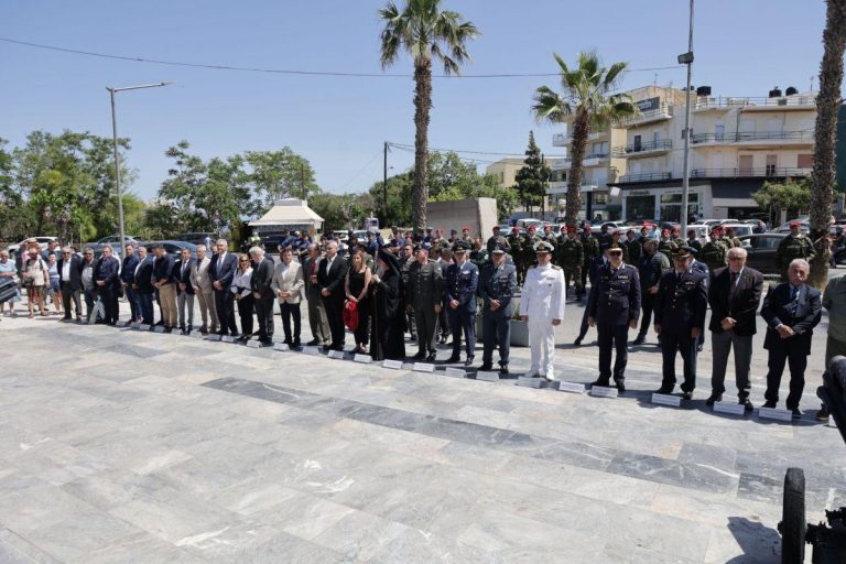 Κατάθεση στεφάνων σήμερα στο Μνημείο της Μάχης Κρήτης στην εκδήλωση τιμής και μνήμης από την Π.Ε. Ηρακλείου