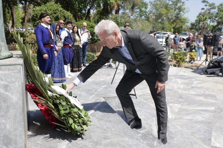 Ο Αλέξης Καλοκαιρινός για την Μάχη της Κρήτης: «Κομβικό γεγονός του Β’ Παγκοσμίου Πολέμου, δημιούργησε την πρώτη ρωγμή στην πολεμική μηχανή της ναζιστικής Γερμανίας» 