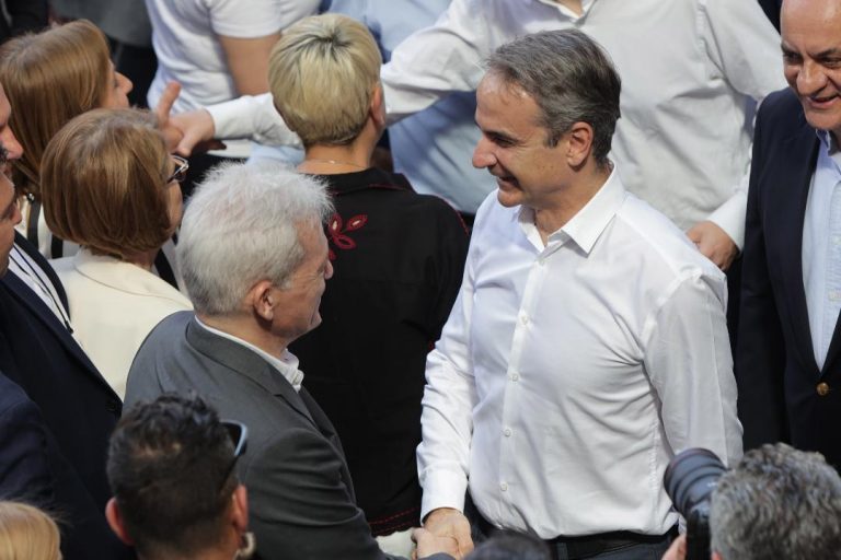 Αλέξης Καλοκαιρινός: «Σημαντική ημέρα, καμπή για τις εξελίξεις στο έργο, το οποίο όπως γνωρίζουμε όλοι πρέπει να βελτιωθεί μελετητικά έτσι ώστε να κατασκευαστεί σωστά. Μιλώ βεβαίως για την παράκαμψη του Ηρακλείου»