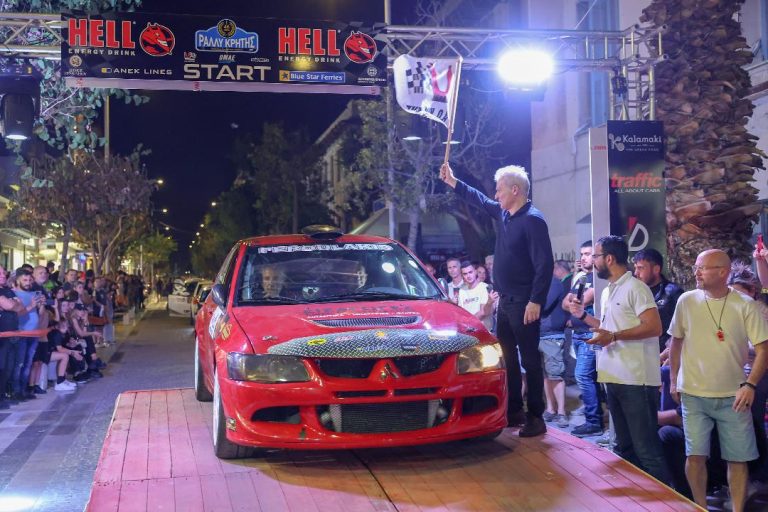 Ο Δήμαρχος Ηρακλείου έδωσε την εκκίνηση του 46ου Rally Κρήτης   