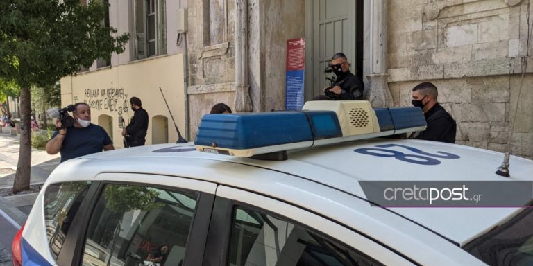 Στον εισαγγελέα ο γυμνασιάρχης που κατηγορείται για ασελγείς πράξεις σε μαθήτρια