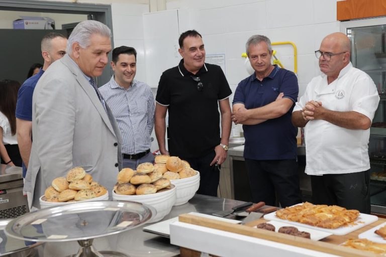 Τελετή λήξης μαθημάτων και ακαδημαϊκής περιόδου 2024-2025  στην ΙΣΑΕΚ Επιμελητηρίου Ηρακλείου