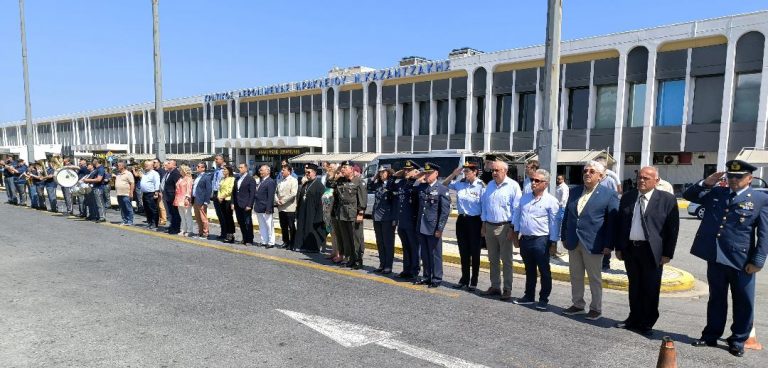 Με επιμνημόσυνη δέηση και κατάθεση στεφάνων από τις Αρχές τιμήθηκε η μνήμη των Αντιστασιακών στο σαμποτάζ του αεροδρομίου Ηρακλείου τον Ιούνιο του 1942