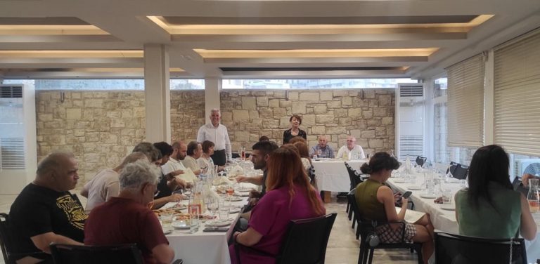 Συγκινητική αποχαιρετιστήρια εκδήλωση για τους εθελοντές εκπαιδευτικούς του Κοινωνικού Φροντιστηρίου του Δήμου Ηρακλείου