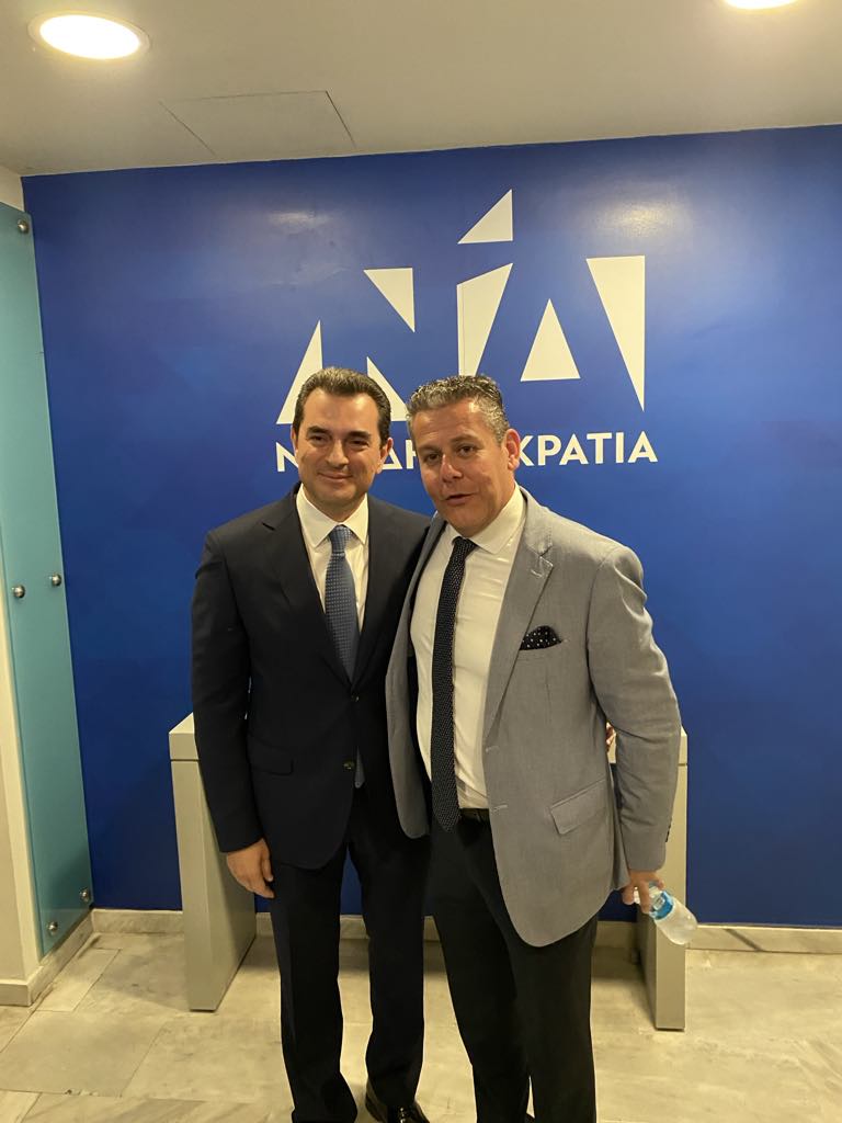Ο Κώστας Γιαννουλάκης παρέστη στην τελετή αλλαγής της ηγεσίας στον ρόλο του Γραμματέα του κόμματος της Νέας Δημοκρατίας.