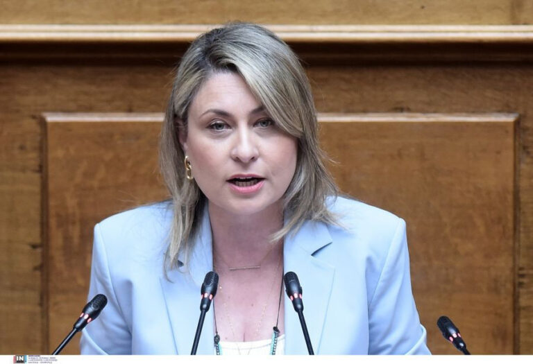 «Το τζάμπα πέθανε»: Σφοδρές αντιδράσεις για τις δηλώσεις της Χριστίνας Αλεξοπούλου -Την «αδειάζουν» και από τη ΝΔ