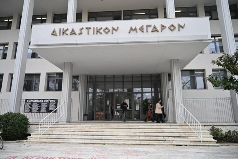 Δεκτή η δήλωση αποχής της προέδρου στη δίκη για τα χαμένα βίντεο των Τεμπών -Αναβολή επ’ αόριστον στην εκδίκαση