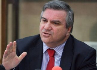 Παραίτηση Καστανίδη από το ΠΑΣΟΚ με βαριές αιχμές για Ανδρουλάκη