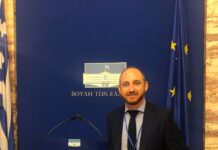 Με αιχμηρή επιστολή, ο Βασίλης Βαρούχας ανακοινώνει την παραίτησή του από τη Νέα Δημοκρατία, κάνοντας λόγο για «ύψιστη προσβολή» σε όσα συνέβησαν στο Συνέδριο.