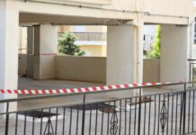 Η μία 17χρονη άφησε σημείωμα πριν πέσει από την ταράτσα της πολυκατοικίας στην Ηλιούπολη -Πώς έγινε η τραγωδία