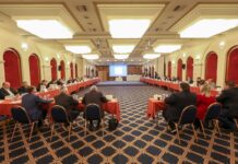 “Όχι” στη δομή μεταναστών στις Μαλάδες από το Περιφερειακό Συμβούλιο Κρήτης