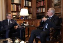 Μητσοτάκης σε Τασούλα για εκλογές: Σε ένα χρόνο ολοκληρώνεται η θητεία μας -Η αναδιάταξη του πολιτικού σκηνικού δεν μας αφορά