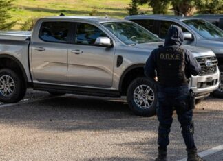 Επιχείρηση-μαμούθ της ΕΛΑΣ στην Κρήτη: 15 συλλήψεις σε έρευνες για ναρκωτικά, όπλα, παράνομες επιδοτήσεις ΟΠΕΚΕΠΕ