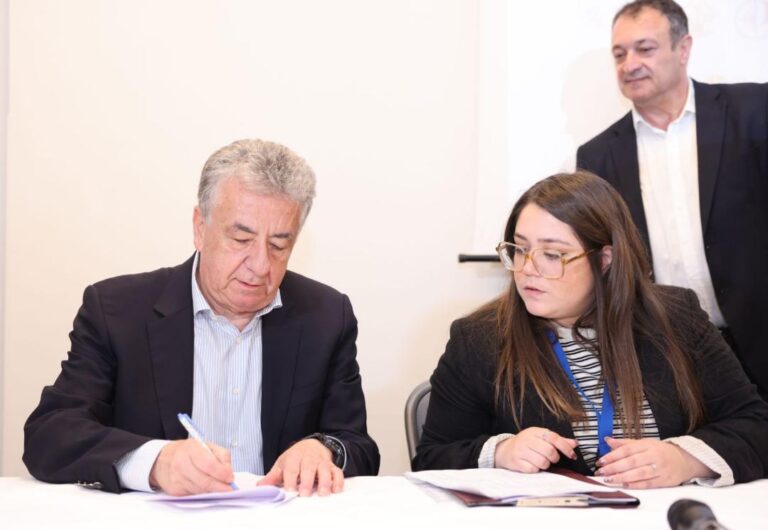 Υπογραφή Συμφώνου Συνεργασίας Περιφέρειας Κρήτης και «Χαμόγελο του Παιδιού» για την πρόληψη και διαχείριση φαινομένων που απειλούν τα παιδιά