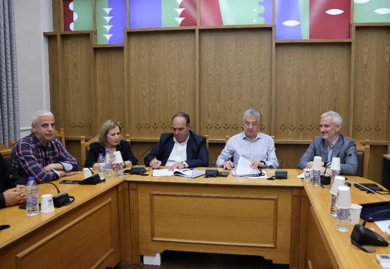 Προσαρμογή των Αστερουσίων στην Κλιματική Αλλαγή με δενδροφυτεύσεις/ Σύμφωνο συνεργασίας Περιφέρειας Κρήτης και Δήμων