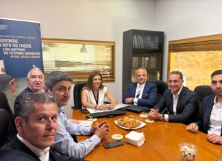 Στα νέα γραφεία της Περιφερειακής Διεύθυνσης Εκπαίδευσης Κρήτης η Υπουργός Παιδείας