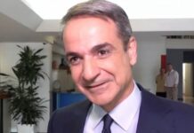 Μητσοτάκης: Η Αριστερά μιλά για τα δικαιώματα των εργαζομένων, αλλά η δική μας κεντροδεξιά κυβέρνηση υπέγραψε την εθνική κοινωνική συμφωνία