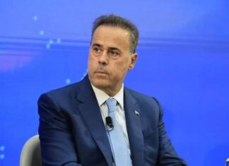 Παπασταύρου: Αποκαλύφθηκε ο οδηγός που ξεκίνησε τη φωτιά στο Ωραιόκαστρο, αποκύημα της φαντασίας Καρυστιανού οι ανεμογεννήτριες