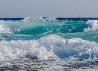 Σάββατο με 8 μποφόρ, ριπές ανέμου ακόμη και έως 120 χλμ./ώρα -Η προειδοποίηση του Meteo