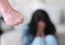 Βραχιολάκι θα φορούν οι υπόδικοι για ενδοοικογενειακή βία
