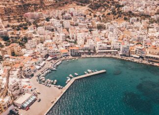 Κάρπαθος: Εξετάζεται απευθείας αεροπορική σύνδεση του νησιού με την Ελβετία