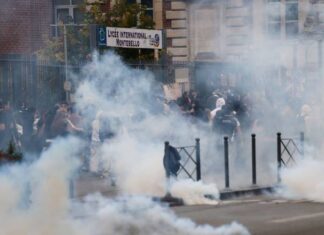 «Βράζει» η Γαλλία – Μαθητής άνοιξε πυρ με καραμπίνα σε σχολείο, τραυματίστηκαν δύο εκπαιδευτικοί