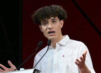 «Άντε και στα δικά μας», είπε στέλεχος του Τσίπρα για τα επεισόδια στη Γαλλία -Η απάντηση Γεωργιάδη: «Θέλουν και επιδιώκουν το χάος»