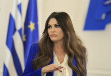 Πότε αναχωρεί για την Ουάσιγκτον η Κίμπερλι Γκίλφοϊλ -Τα ονόματα που ακούγονται για τη θέση του πρέσβη των ΗΠΑ