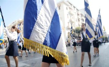 Με άστατο καιρό θα γίνει η παρέλαση της 28ης Οκτωβρίου -Πότε αναμένονται οι καταιγίδες