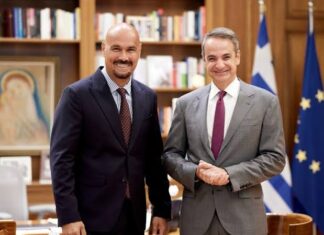 Ο φωτογράφος Δημήτρης Σκουλός επίσημα υποψήφιος με τη ΝΔ -Συναντήθηκε με τον Μητσοτάκη